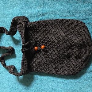 Black Raffia Woven Shoulder bag.Drawstring EUC